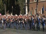 L'arrivo di Mattarella all'Altare della Patria