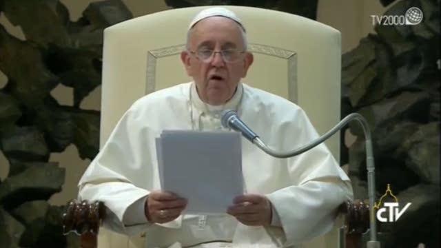 Lavoro, Papa: La famiglia non può essere considerata un ingombro, una passività