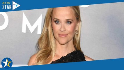 Reese Witherspoon prend la pose avec sa fille  la ressemblance est frappante !