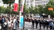 Hollande contestato alle celebrazioni per il 14 luglio, polizia porta via manifestanti