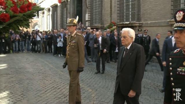 Aldo Moro, l'omaggio di Mattarella in via Caetani
