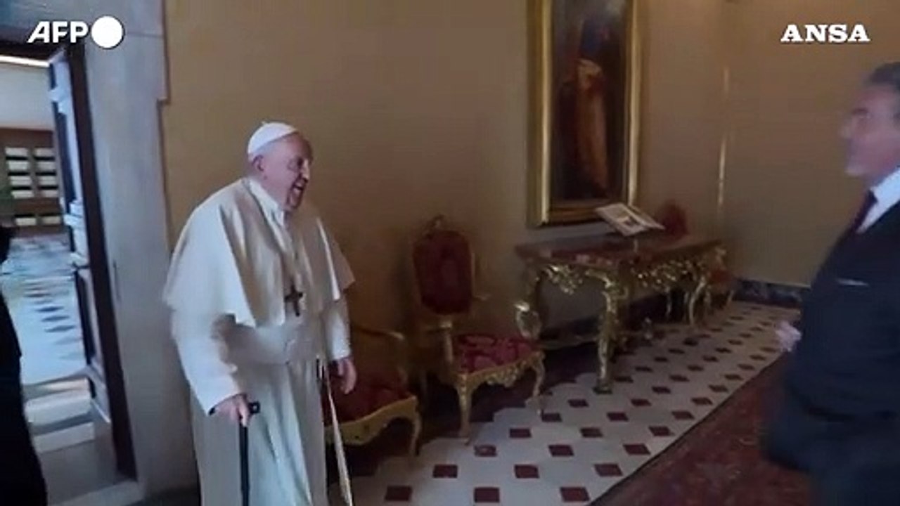 Il Papa riceve Sylvester Stallone: "Siamo cresciuti con i tuoi film"