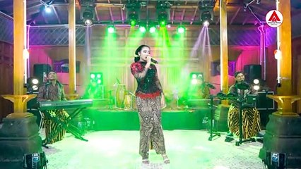 Sia Sia Mengharap Cintamu-Niken Salindry [Official Music Video]