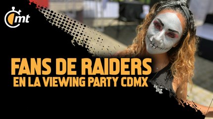 Fans de Raiders en la Viewing Party CDMX