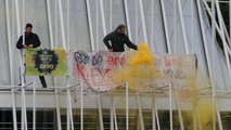 No Expo: corteo e striscioni di protesta a Milano