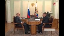 Putin riappare alla tv russa con il presidente della corte suprema