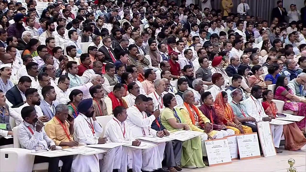 जानिए, पीएम-विश्वकर्मा योजना कैसे बढ़ाएगी विश्वकर्मा भाई-बहनों का सामर्थ्य और समृद्धि