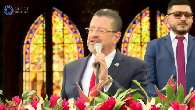 Discurso presidente Rodrigo Chaves 15 set inicio desfiles Parque La Merced