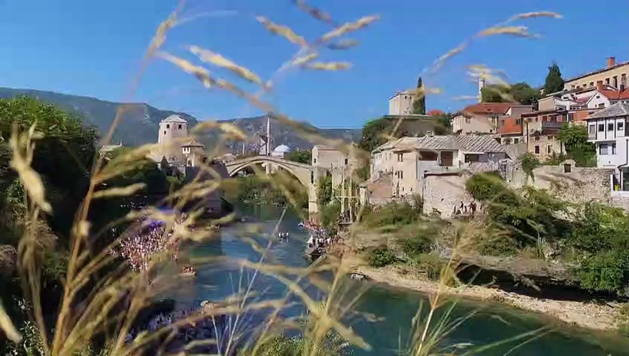 Klippenspringer: 27 Meter in die Tiefe