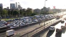 Okulların açılmasıyla birlikte akşam saatlerinde trafik yoğunluğu oluştu