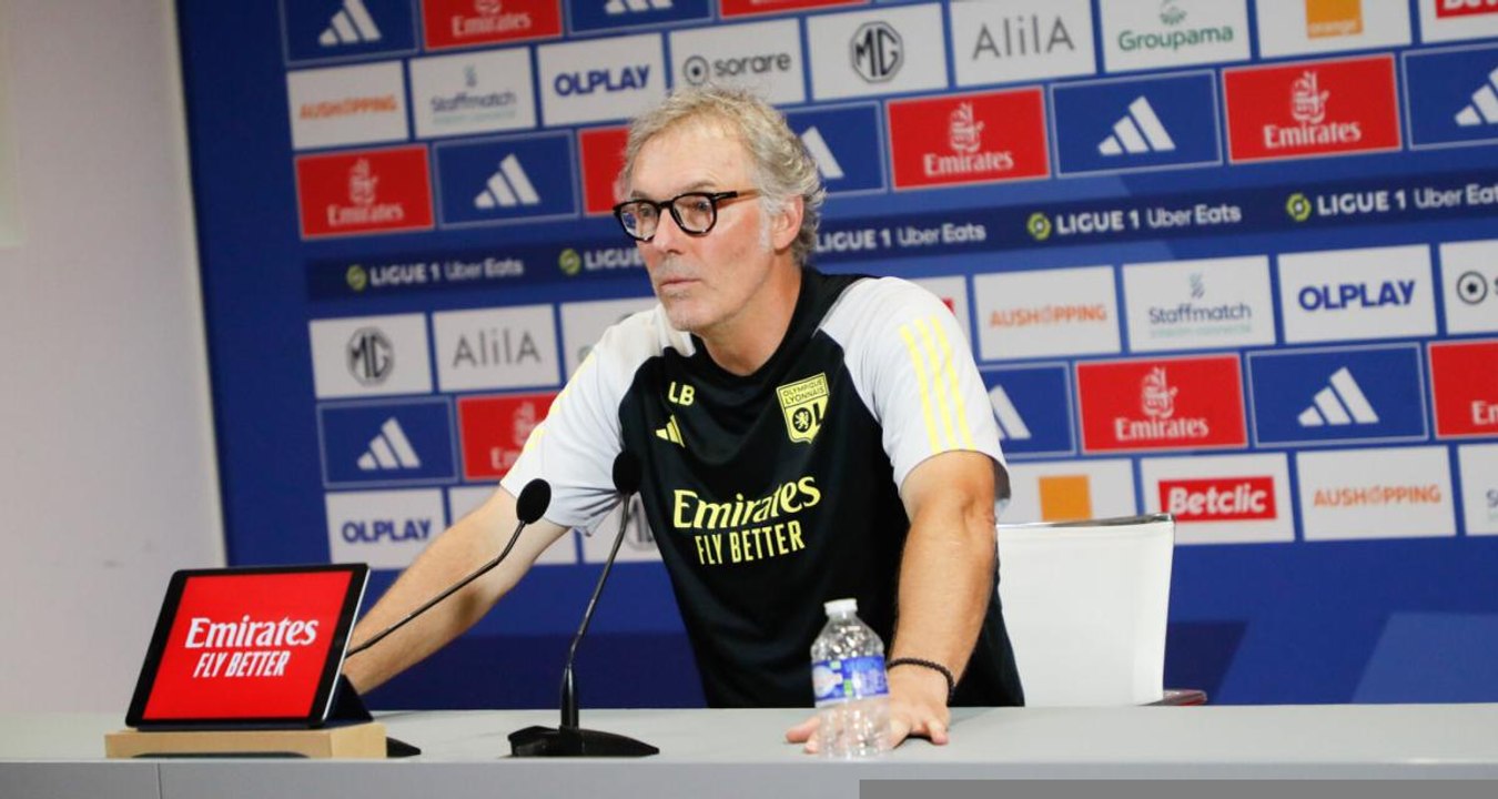 Lyon sack Laurent Blanc