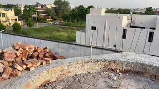 Parapet wall crack solution | parapet wall construction tips in urdu\hindi