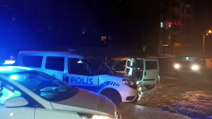 Esneyurt'ta Lastik Hırsızlığı Yapan 3 Şüpheli Polis Takibinde