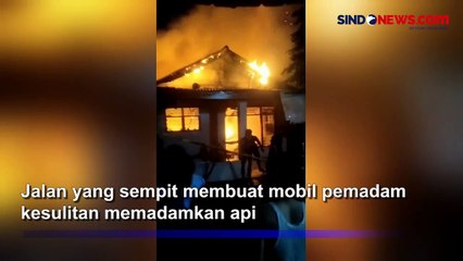 Rumah Dilalap Api di Pasar Kemis, Warga Panik
