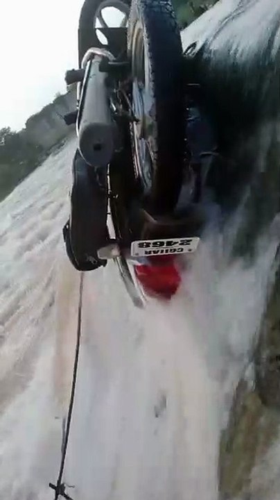 The water of Arpa river was overflowing from the anicut, a careless