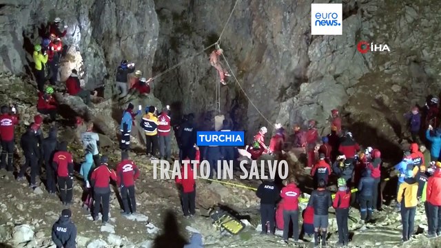 Turchia, tratto in salvo lo speleologo americano intrappolato a 1000 metri di profondità