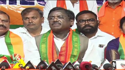BJP Senior Leader Vivek Venkata Swamy Press Meet On National Integrity Day | Hyderabad | V6 News