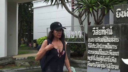 Silvia Bronchalo vuelve a visitar a su hijo en la cárcel de Koh Samui tras la partida de Rodolfo Sancho