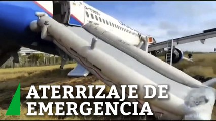 Un Airbus con 167 personas aterriza de emergencia en un campo siberiano