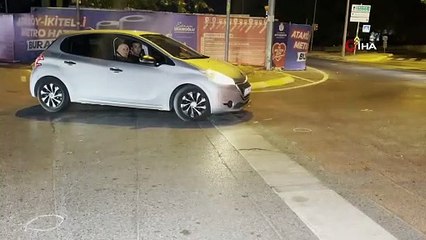 Küçükçekmece’de seyir halindeki araca silahlı saldırı: 1 yaralı