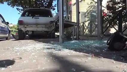 Araç otobüs durağına dalmıştı.. Ağır yaralanan kadın hayatını kaybetti