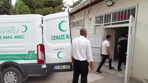 Gaziantep'te şantiye kulübesine araç çarptı: 1 ölü, 3 yaralı