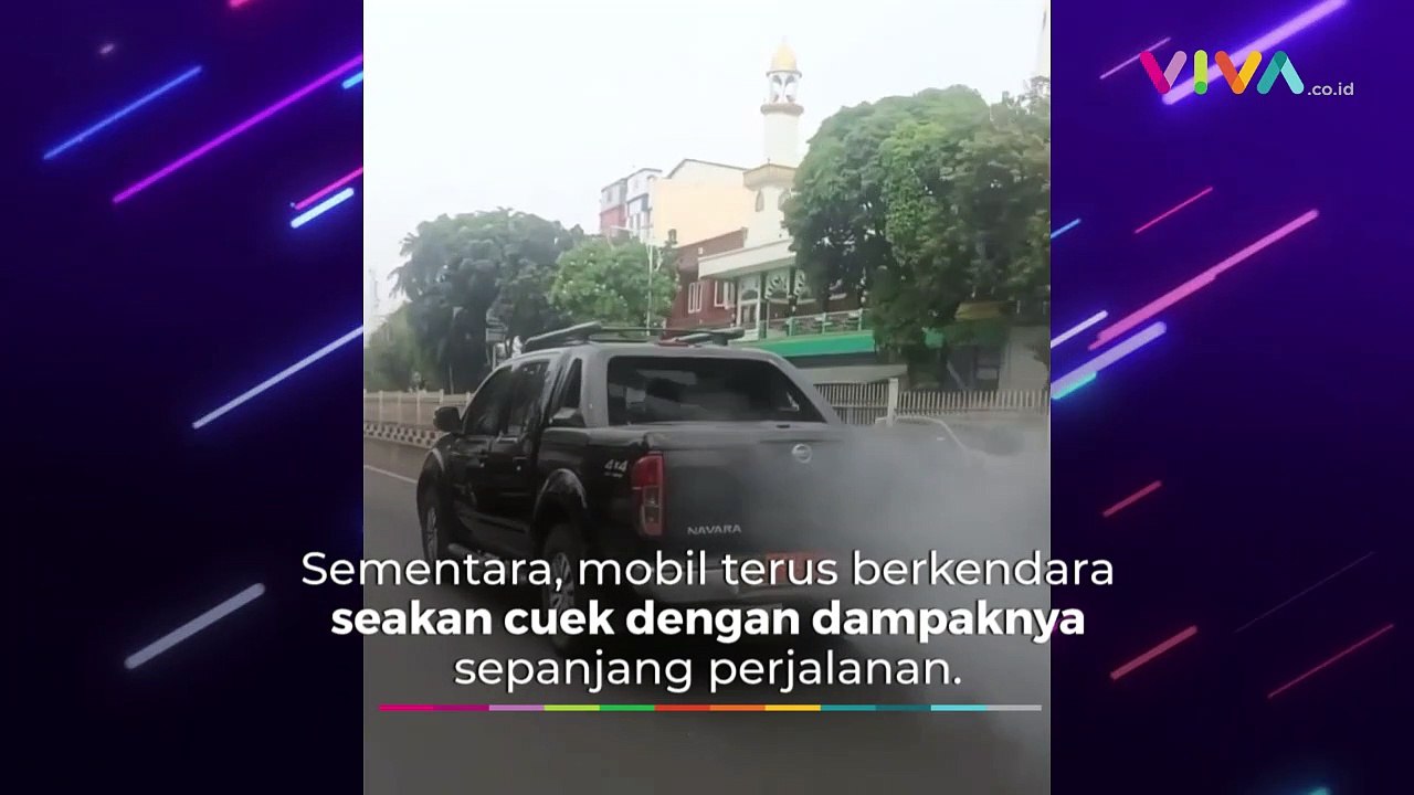 Mobil Dinas Pemprov DKI Kotori Udara, Sopir Ken...