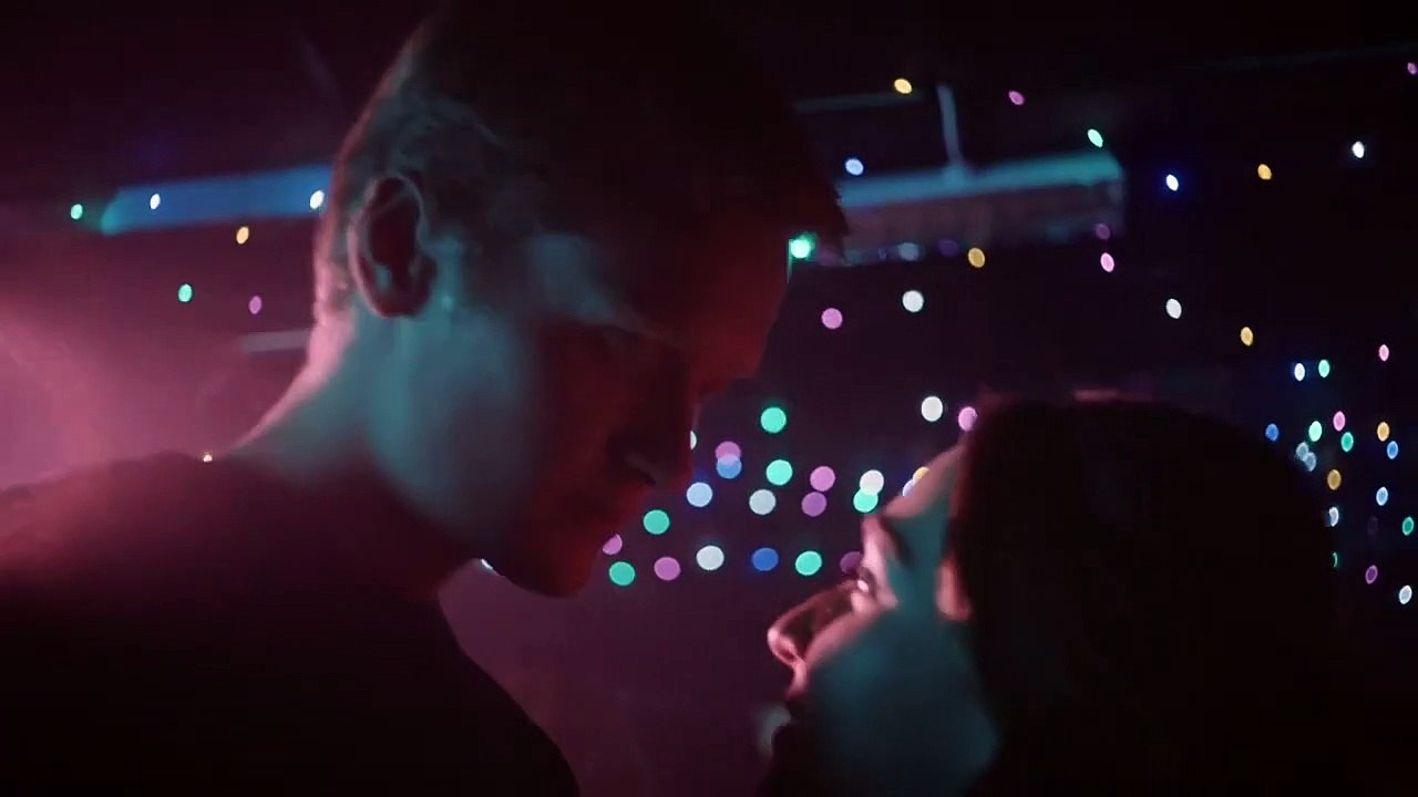 About Saturday Trailer OV