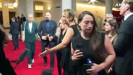 Lanthimos e' Leone d'oro, Garrone vince ed emoziona