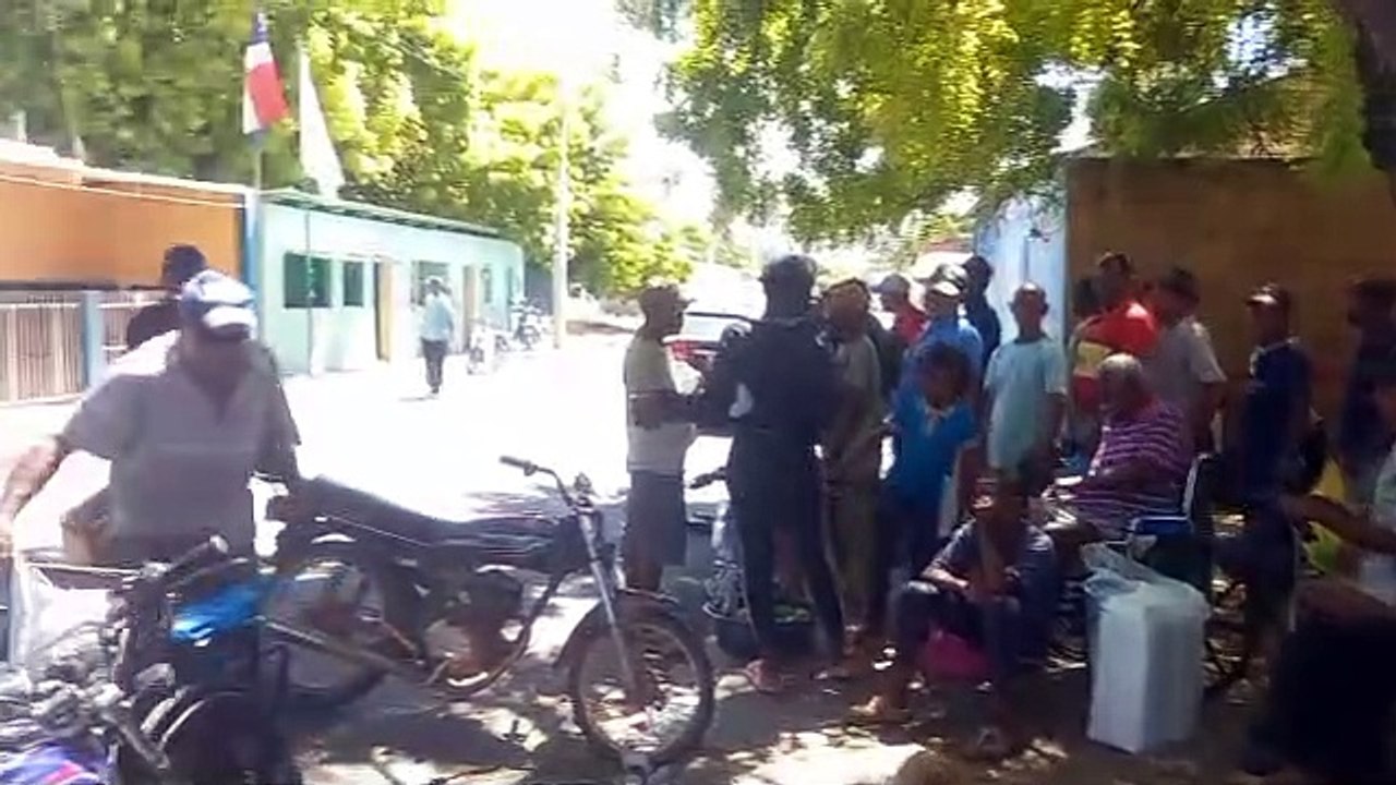 Residentes en la frontera por Pedernales pide pensión al Gobierno para subsistir