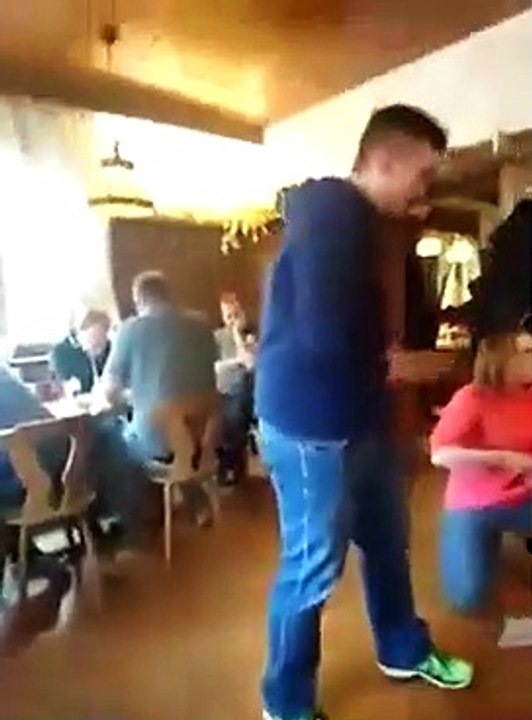 Une ouverture de fût de bière complètement ratée