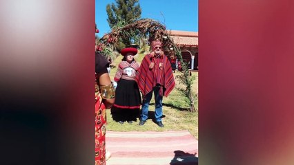 Pareja chilena selló su amor en Cusco con una boda incaica