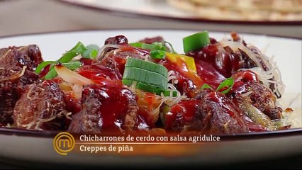 ¡Bajón! Juan Carlos  “cae” con su preparación de cerdo agridulce