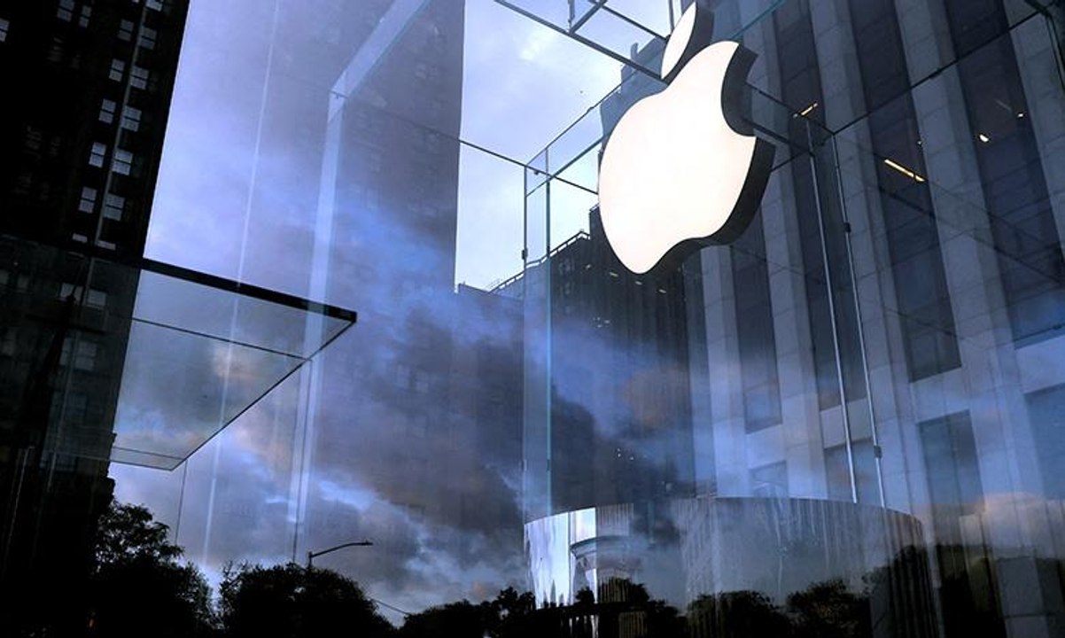 ابل سترفع سعر ايفون 15 قبل طرحه في الاسواق