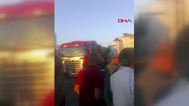 Silivri TEM Otoyolu'nda Zincirleme Kaza: Bir TIR Şoförü Yaralandı