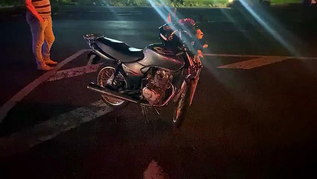 Acidente envolvendo moto e ônibus mobiliza bombeiros em Cambira