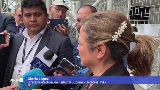 Fiscalía de Guatemala allana archivo electoral; Arévalo exige renuncia de fiscales