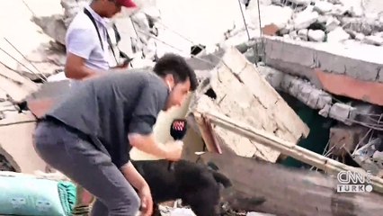 Fas'ta zamanla yarış! CNN TÜRK deprem bölgesinden aktarıyor...