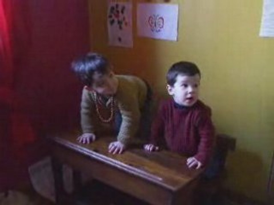 A L'ECOLE