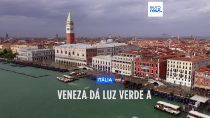 Veneza vai impor taxa turística de 5 euros