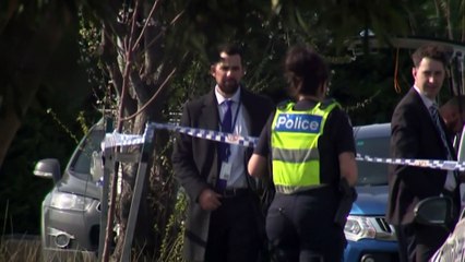 Victoria Police searching for two culprits of home shooting