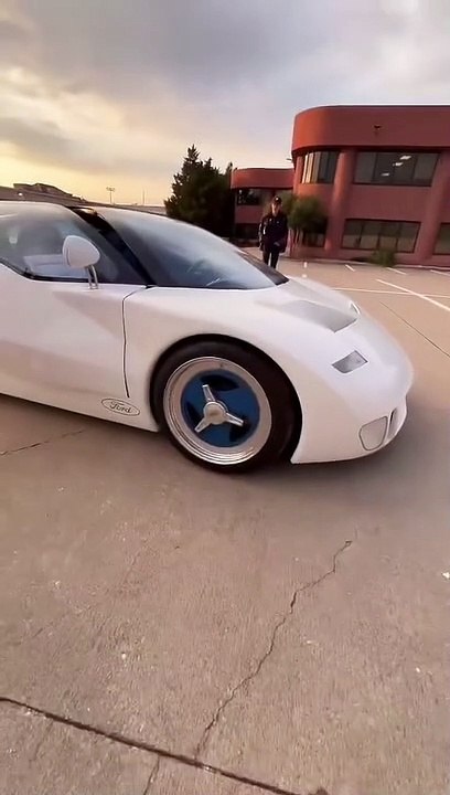 Ford GT 90