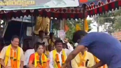 పార్వతీపురం జిల్లా: సాలూరులో శిరోమండనం చేసుకొని నిరసన