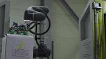 [기업] SK에코, 의료폐기물 운반에 로봇 활용해 근로자 안전 강화 / YTN