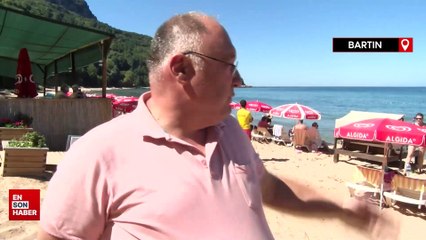 Bartın'a 21'inci kez yanaşan kruvaziyerdeki Rus turistler kentte denize girdi