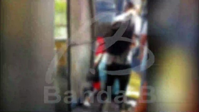 Passageiro flagra 5 fura-catraca em ônibus de Curitiba
