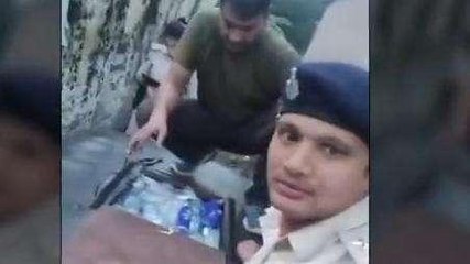 शिवहर: लावारिस ऑटो से पुलिस ने भारी मात्रा में शराब किया बरामद, जांच में जुटी पुलिस