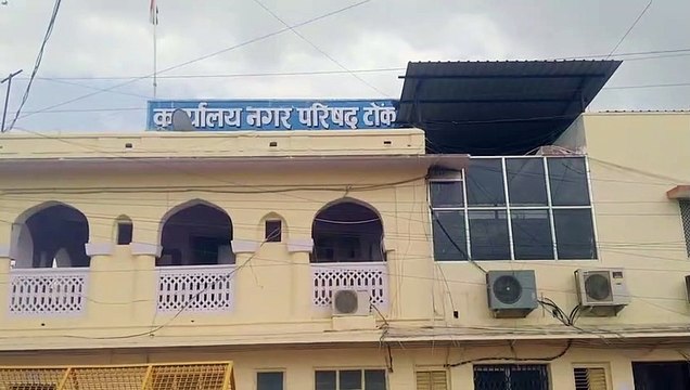 रोड लाइट में गड़बड़: नोटिस जारी, बिजली के हाल बेहाल