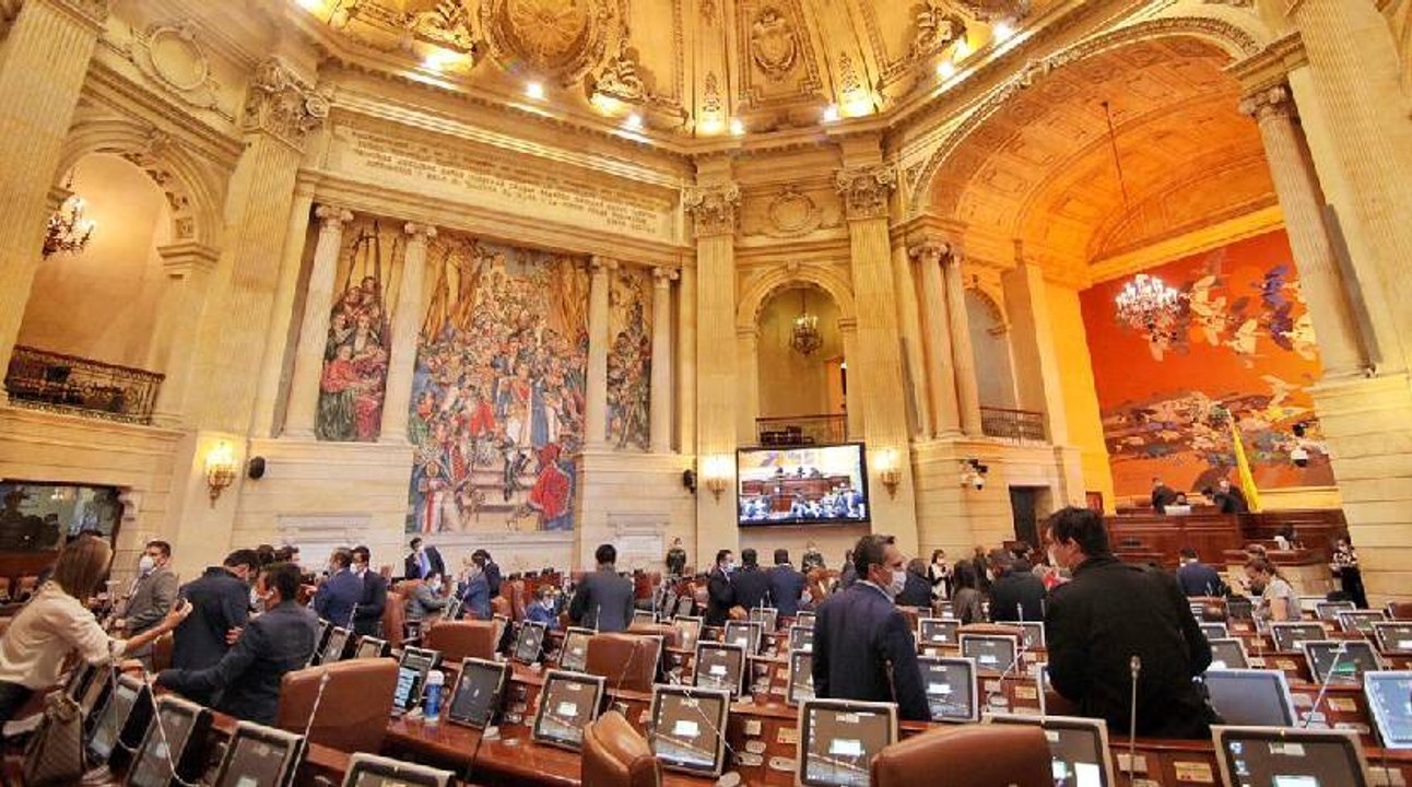 “La educación no se puede estatizar”: rector de la Universidad Externado de Colombia sobre la reforma