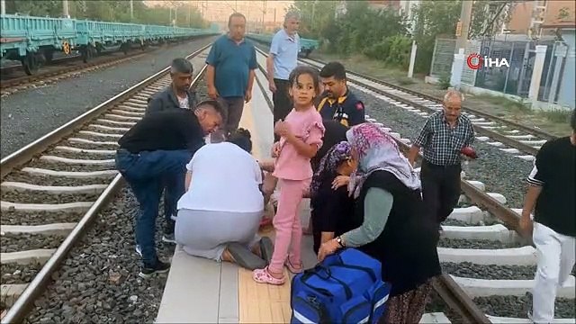Hareket eden trenden atlayan kadın yaralandı